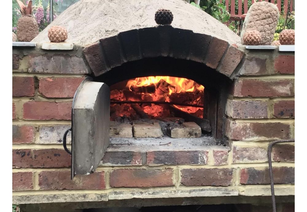 Houtgestookte pizzaoven correct gebruiken